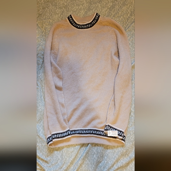 100% Alpaca wool sweater BNWT - Picture 1 of 3